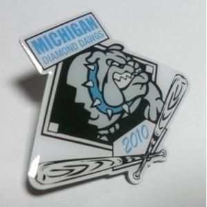 Custom design brass / aluminum laser engraving lapel pin badge