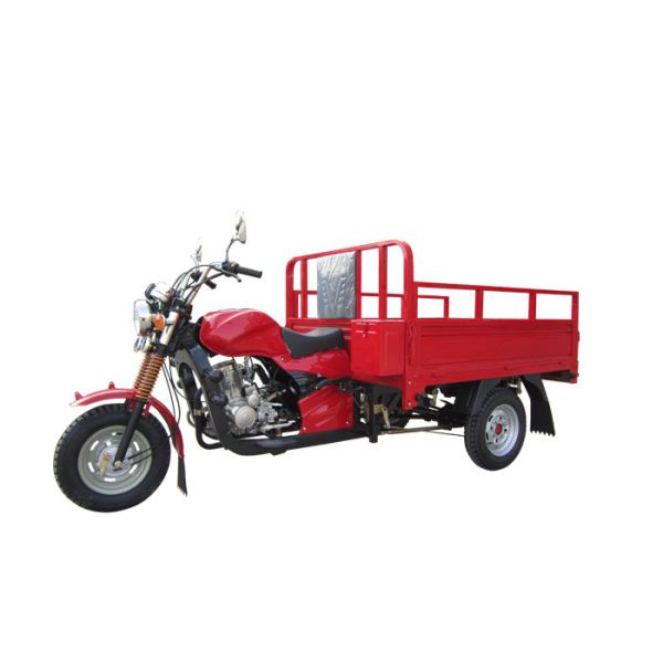 Quality Red Air Cooling 150CC Cargo Tricycle Larger Torque And Power 60 Km/H Max Speed wholesale
