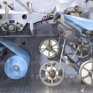 PLC Panty Liner Making Machine With Packaging System Easy Operation