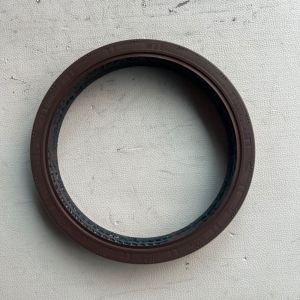 China Fluororubber Second Shaft Oil Seal for Fast Gear Transmissions with Temperature Range -26℃ to 204℃ and GL-5 Grade Gear Oil Compatibility on sale