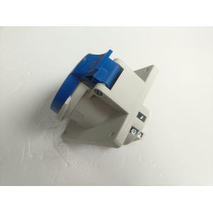 DIN VDE 0623 Industrial Waterproof Plug Socket , IP44 Rainproof 3 Phase Socket