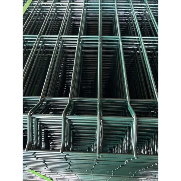 Galvanized 3D Panel Fence 3D Curved Steel Welded Fence Curved Wire Fence V Mesh Wire Fence Security Fence