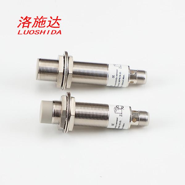 Wireless DC M18 Metal Tube Proximity Capacitive Sensor Switch With 4 Pin M12