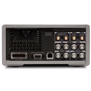 SRS SG380 Series RF Signal Generator 2.025GHz SG382 with OCXO