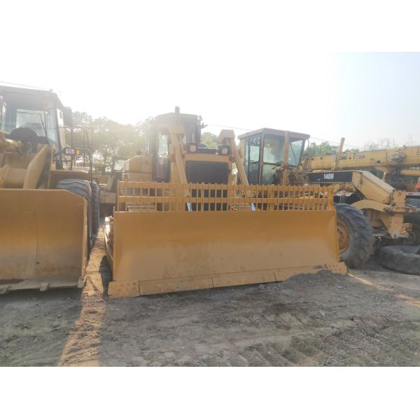 Quality                  Well Maintenance Cat Track Bulldozer D6r in Stock, Secondhand Caterpillar Crawler Tractor D6r D7r D8r 3 Years Warranty and Free Spare Parts on Promotion              wholesale