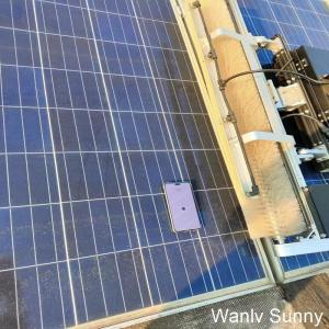 Cold Wash Solar Farm Washing Robot with 1100 mm Width Rolling Brush Head and 5
