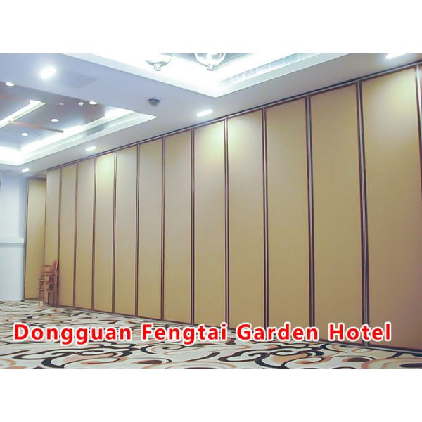 Movable Partition Wall with 800N Sealing Power and 40N/m Magnetic Attraction for