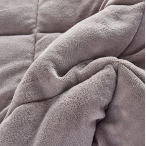 Double Face Flaneel Fleece with Luxury Microfiber Hotel Down Quilt Supplier