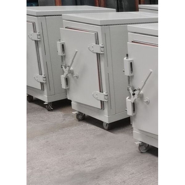 5g Testing EMC RF Shielded Chamber Cabinet Protection Against Electromagnetic
