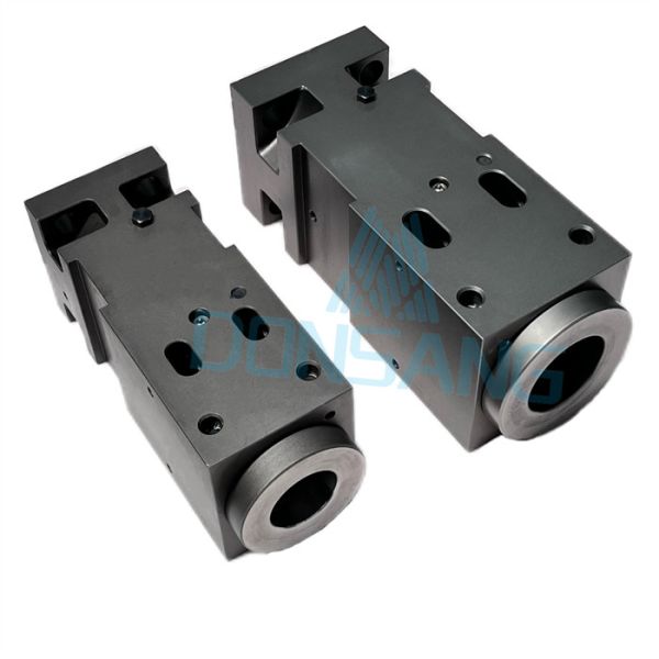 Quality SB40 SB43 SB45 Hydraulic Breaker Cylinder SB60 Front Head Gas Cylinder wholesale