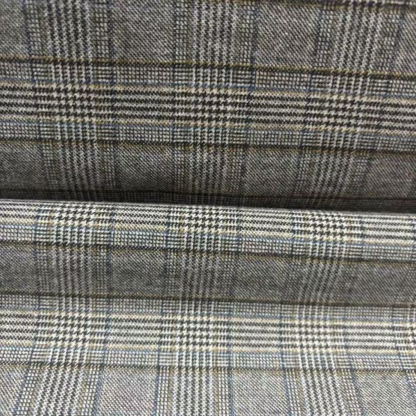 Polyester Viscose Yarn Dyed Fabric for Women&prime;suit