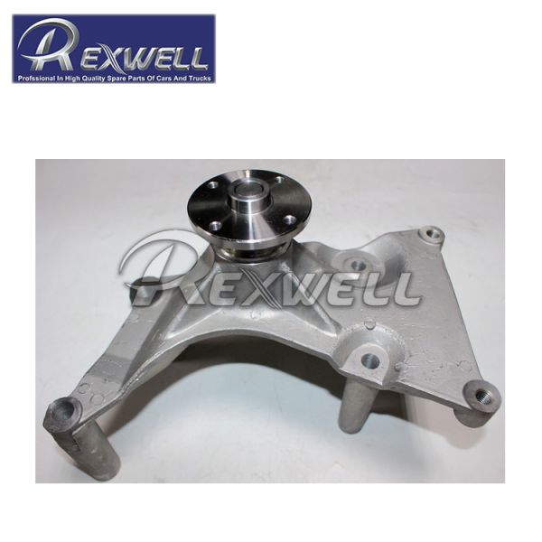 Quality OE NO. MD143208 Engine Water Pump Bracket for Mitsubishi Pajero Montero V33W V43W wholesale