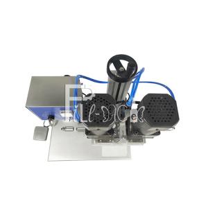 Semi Auto Desktop Pneumatic Screw Capping Machine For Spray Plastic Bottle