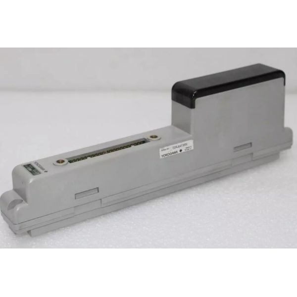 ADM51C-2 YOKOGAWA Output Digital I/O Module 16 Or 32 Contact I/O Points Front