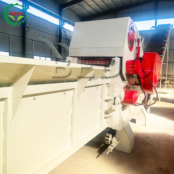 Quality 235HP Main Power Self-feeding Wood Chipper Machine Inlet Size 700*400mm for Heavy Duty Wood Chipping wholesale