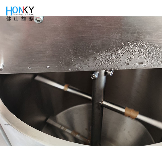 Semi-Automatic Desktop Liquid Filling Machine with 30 Bottle/Min Efficiency and