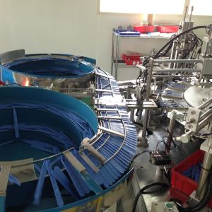 China Disposable scalpel automated assembly machine can be customized according to customer's products, stable performance, fast operating rate on sale