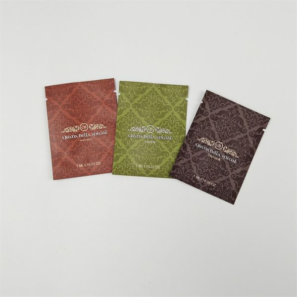 Quality Snacks and Coffee Bean Small  Foil Pouch Packaging For Samples wholesale