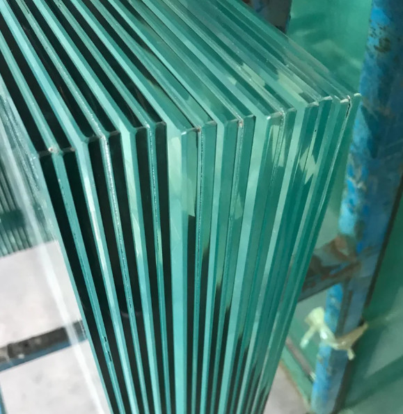 China Factory Customized Laminated Glass for Building Window Door Fence Panel