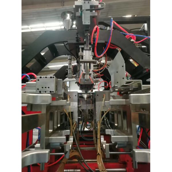 Fully Automatic Cosmetic Bottles Extrusion Moulding Machine Four Layer Double