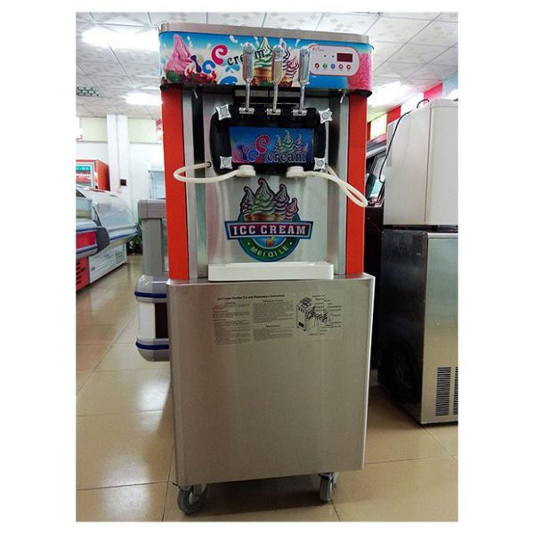 Commercial Vertical Ice Cream Shops / Convenience Stores Use Ice Cream Making