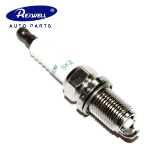 China MITSUBISHI ASX Pajero MD373645 Ceramic Spark Plugs for Durability and Performance on sale