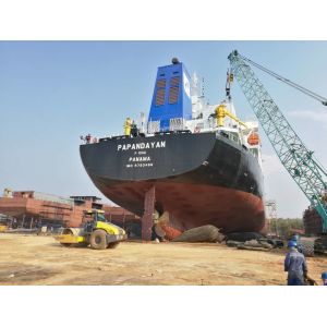 China Marine Rubber Ship Launching Airbags Dry Dock Launching Lifting Ship on sale
