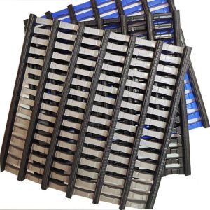 12 MM Thick PVC Grid Slip Resistant Barefoot Safety Mat 60 X 100 Cm