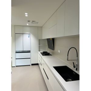 China Premium Textured Matte Kitchen Cabinets with Anti-Scratch Finish on sale