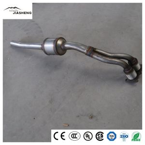 07 Bora 1.6 High Quality Exhaust Manifold Auto Catalytic Converter Fit