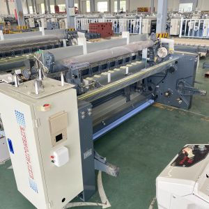 Heavy Fabric Water Jet Looms 360cm Dobby Opening Water Jet Weaving Machine