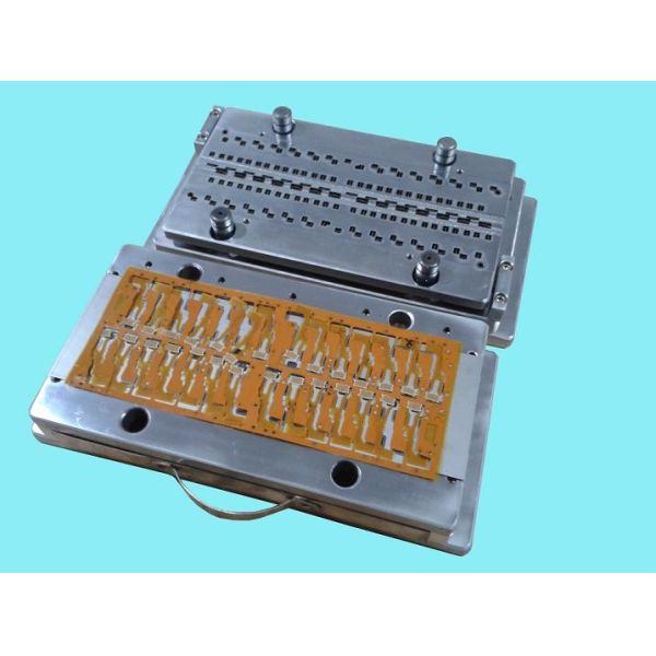 High Efficiency PCB Punching Mold , Punch Die for Flexible Printing Circuit