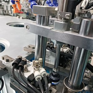 Disinfection Cap Automatic Bottle Capping Machine Stainless Steel Material OEM