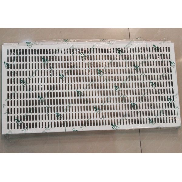 5 x 20 mm Oval Perforated Metal Ceiling Suspended for Airport Soundproofing