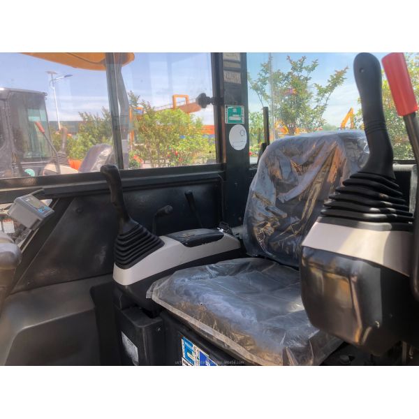 Hydraulic Cylinder Komatsu PC35 Used Excavator 3670 KG Machine Weight Crawler Excavator