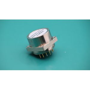 Sensitivity 500g Shock Accelerometer Sensor 2.3 ~ 3.5mA/g Scale Factor Operates