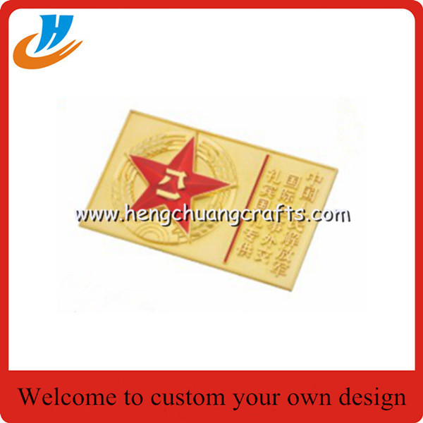 Die casting metal badge lapel pin,gold&silver pin with button back