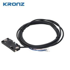 China Capacitive Proximity Sensors PNP N.O Cubic 10mm Non Flush IP65 2m PVC Cable IP65 on sale