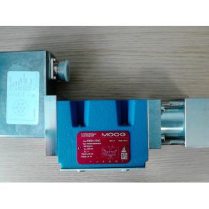 Moog Servo Valve with 10 l/min Pilot Control Flow 18 to 140 Sizes and Clockwise