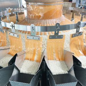 Automatic Vertical Weighing Filling Pouch Bag Snack Coffee Bean Cereal Dog Food