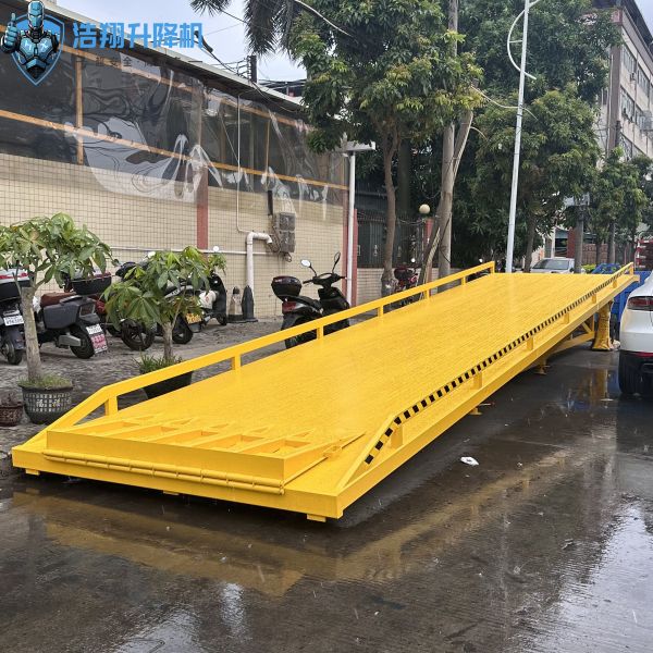 Quality Yellow Loading And Unloading Portable Dock Ramp For Enhanced Efficiency In Warehouses wholesale