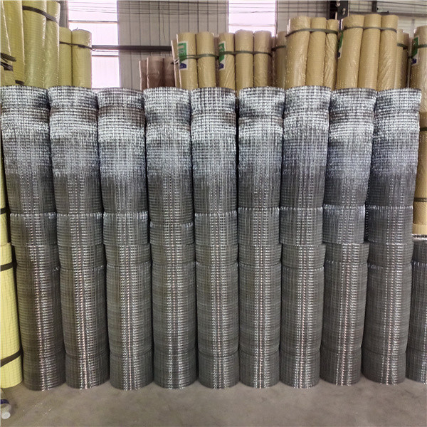 Quality 1.8m X 50m X 1/2" Galvanized Welded Wire Mesh Rolls Hot Dipped 0.68mm wholesale