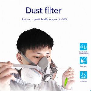 Reusable KN95 Half Face Gas Mask Dust Absorbing Respirator With Air Filtration