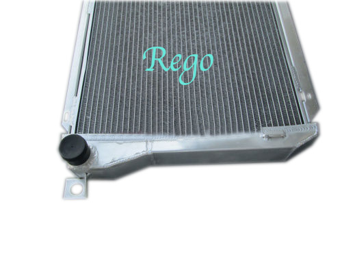 Aftermarket Japanese Aluminum Car Radiators For FORD FALCON EF / EF2