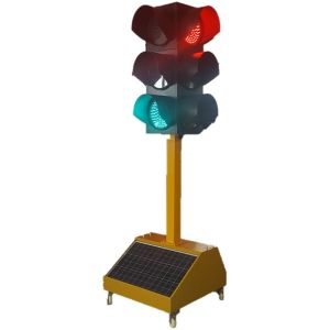 China Adjustable Height Solar 3-Aspect 4-Face Mobile Solar Power Traffic Light With Four Wheel on sale