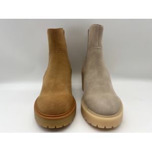 Round head One piece of TPR outsole，soft cow suede leather Womens Dress Boots，No