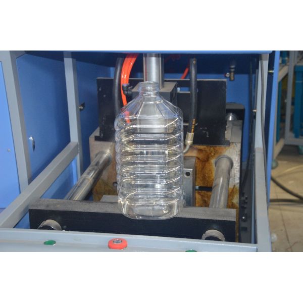 220V/380V/415V/440V/480V Voltage Semi Automatic One Cavity 5L PET Bottle Blowing Machine with Molds