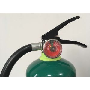 Easy-To-Use dry powder Fire Extinguisher for Class ABC color green