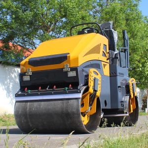 Cheap Hot Sale 4 Ton Vibratory Road Roller with EPA Engine CE Certified Double Drum Vibratory Roller for Asphalt for sale