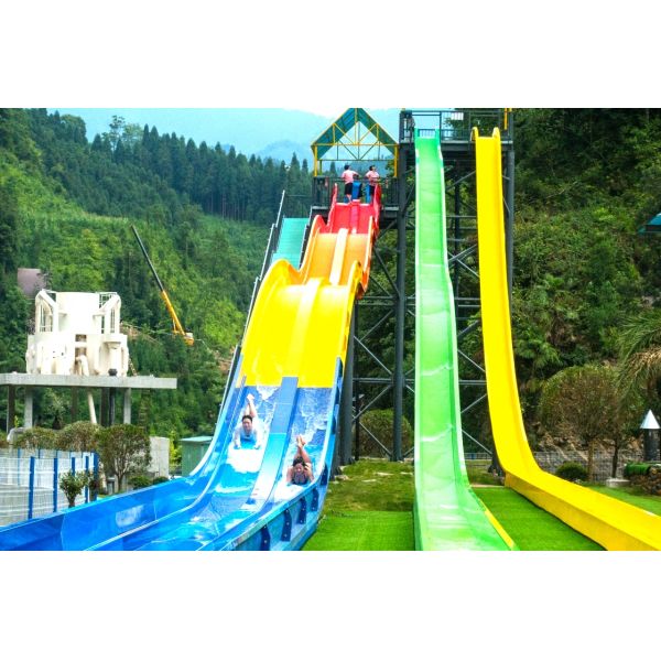 Commercial Adult Aquatic Stimulating High Speed Water Slide
